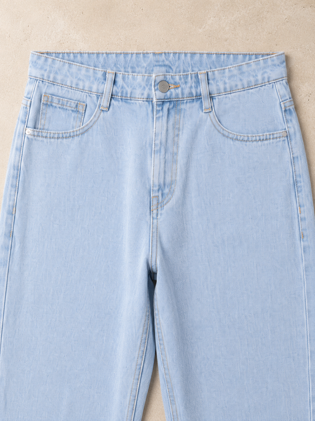 Signature Straight Fit Jeans – Ice Blue