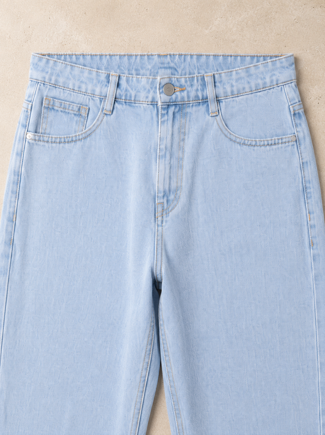 Signature Straight Fit Jeans – Ice Blue