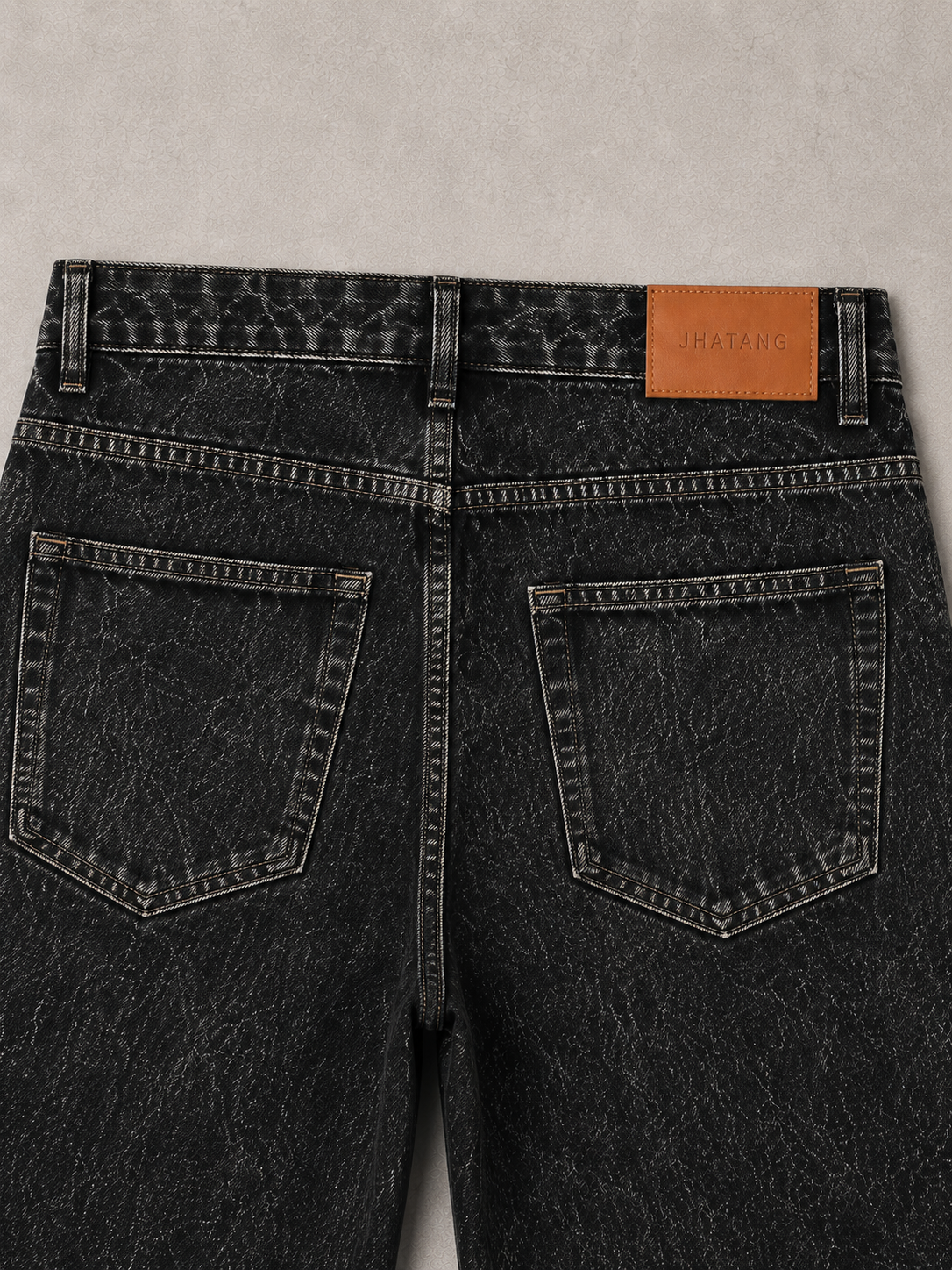 Signature Straight Fit Jeans – Washed Black
